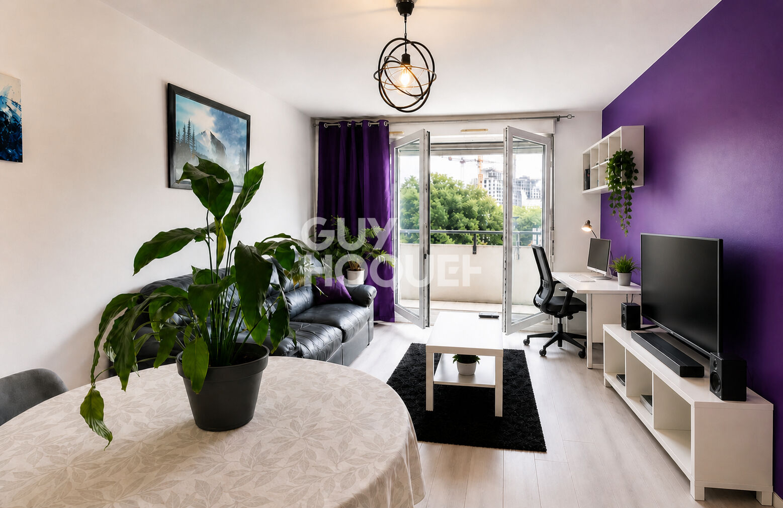 Appartement 2 pièces  avec stationnement en sous sol privatif  à vendre à Villeurbanne - Secteur  République