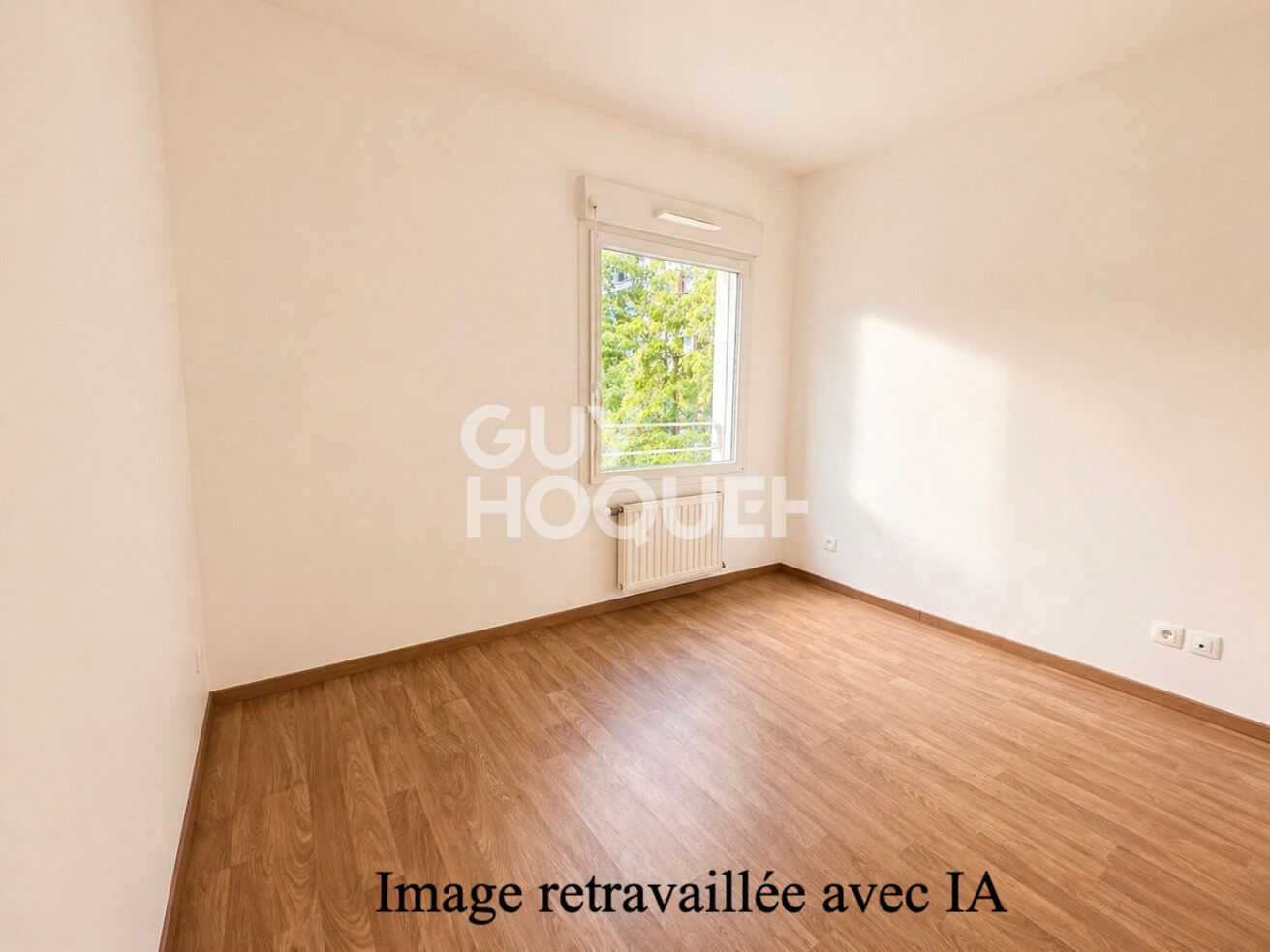 T4 73 m² Carré de Soie ? Balcon + transports (Métro, Tram) ? À saisir !