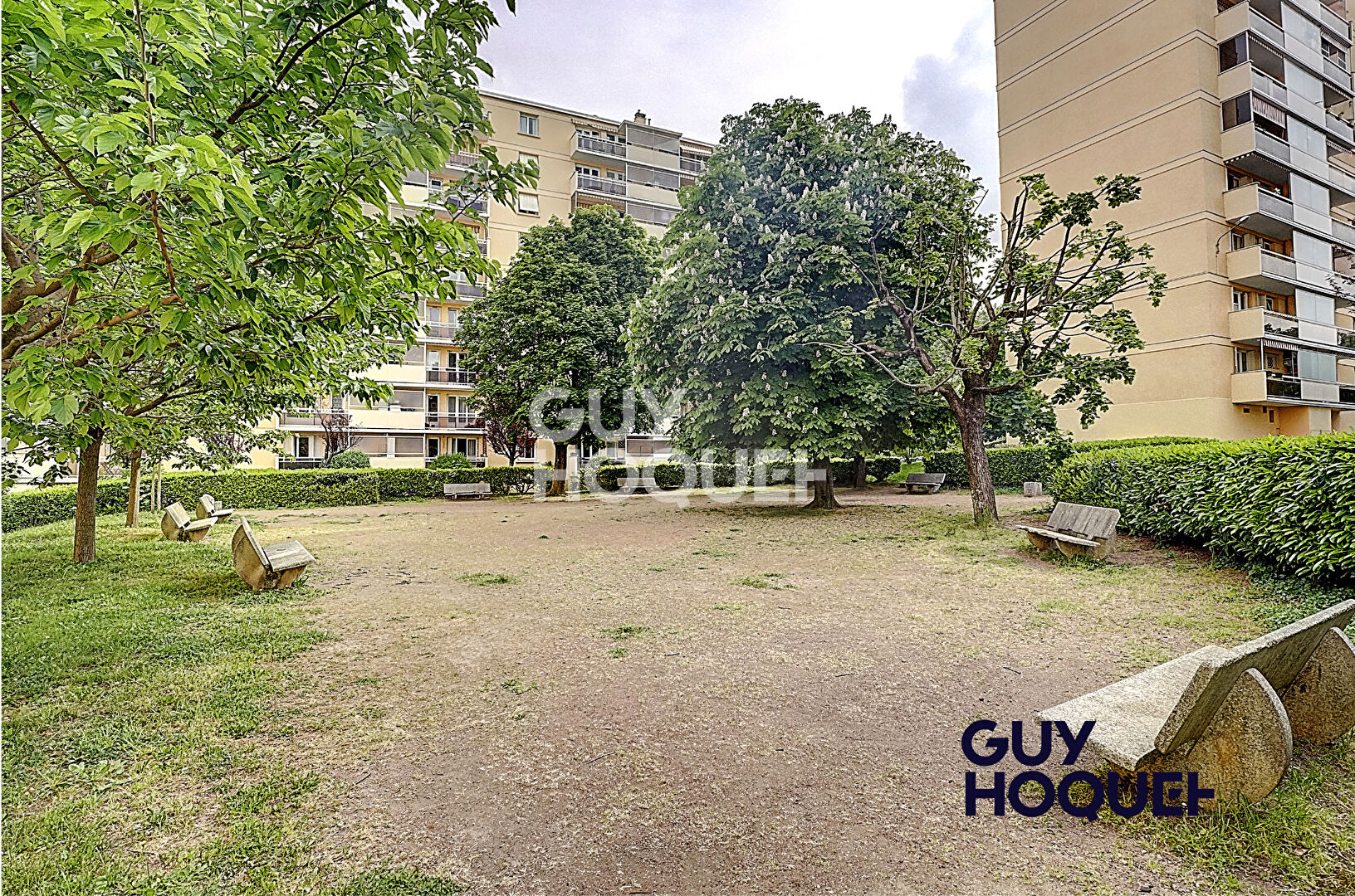 Appartement 3 pièces à vendre à Sainte Foy Les Lyon - Vue dégagée