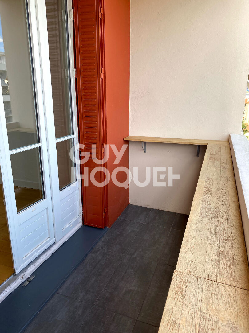 Appartement 2 pièces  possibilité d'une 2ème chambre à vendre à Villeurbanne - Quartier Gratte-Ciel