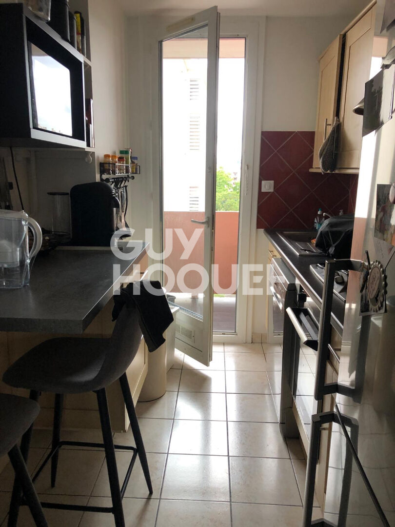 Appartement 2 pièces  possibilité d'une 2ème chambre à vendre à Villeurbanne - Quartier Gratte-Ciel
