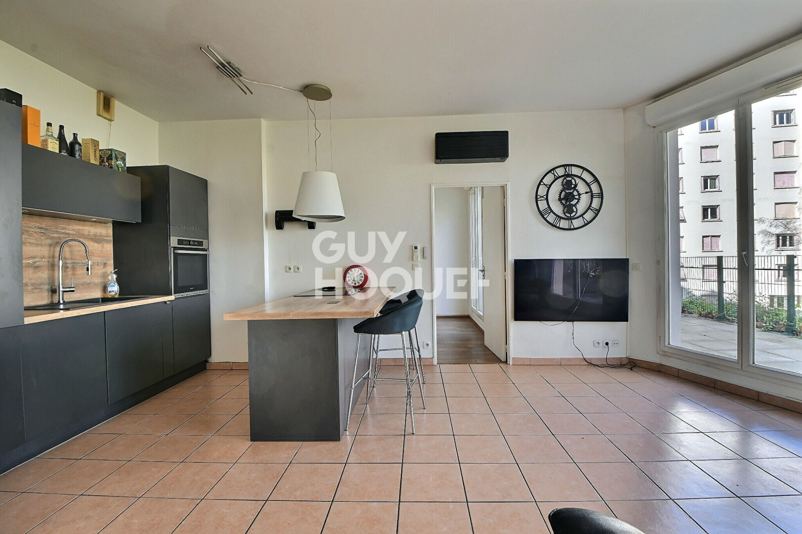 A vendre, appartement de type T2 de 45 m²  avec cave & Garage, Villeurbanne (69100)
