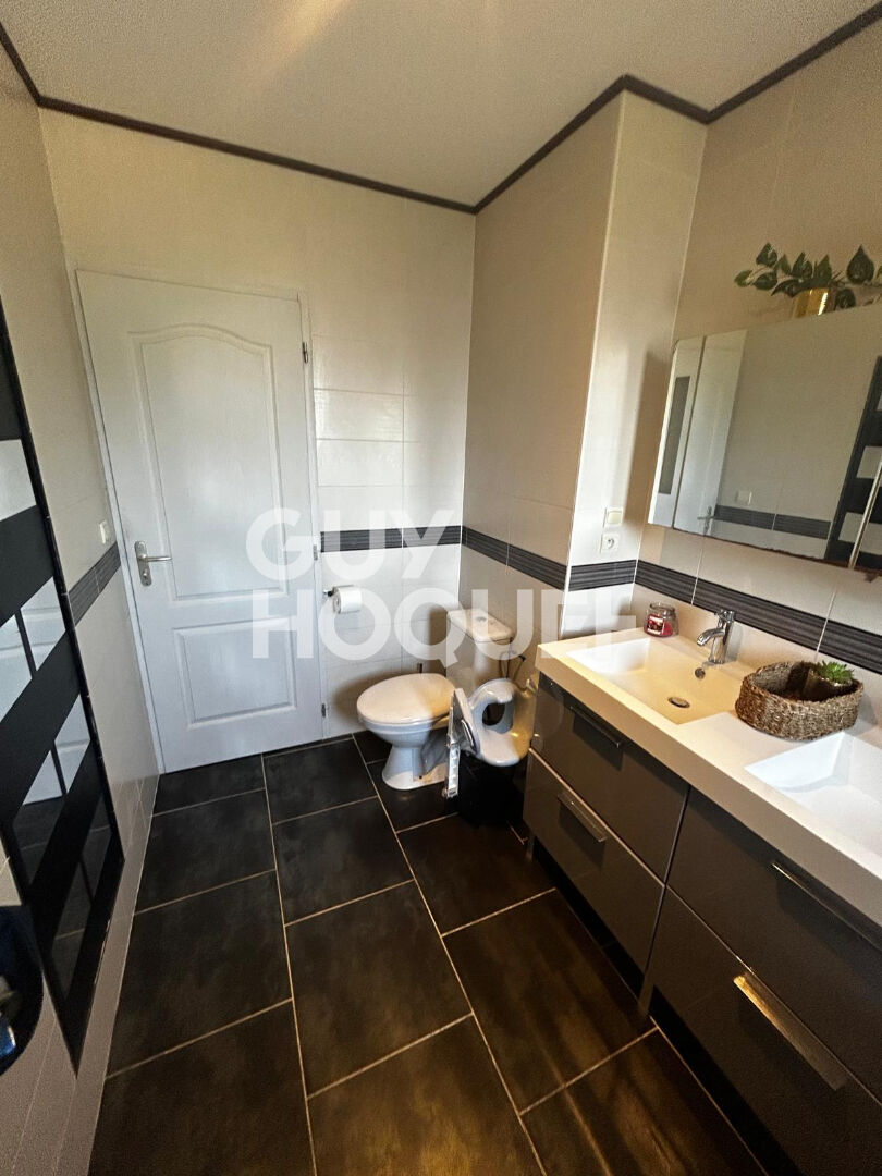 Maison 5 pièces à vendre à Vaulx-en-Velin - Quartier Village
