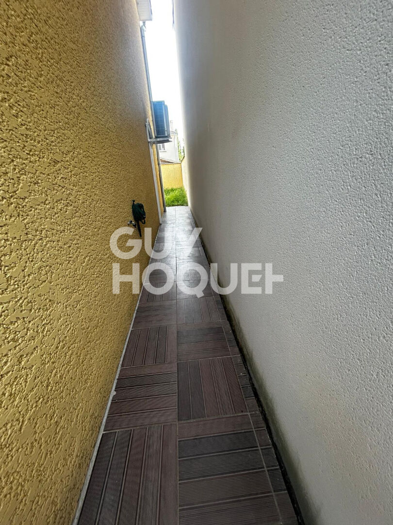 Maison 5 pièces à vendre à Vaulx-en-Velin - Quartier Village