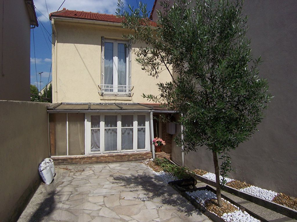 ASNIERES Ménil,MAISON 4 P 75m² 