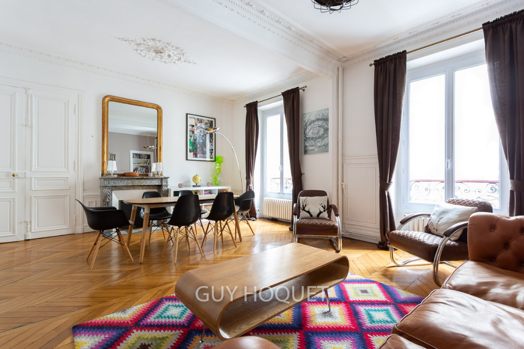 APPARTEMENT 4 PIÈCES METRO DUROC