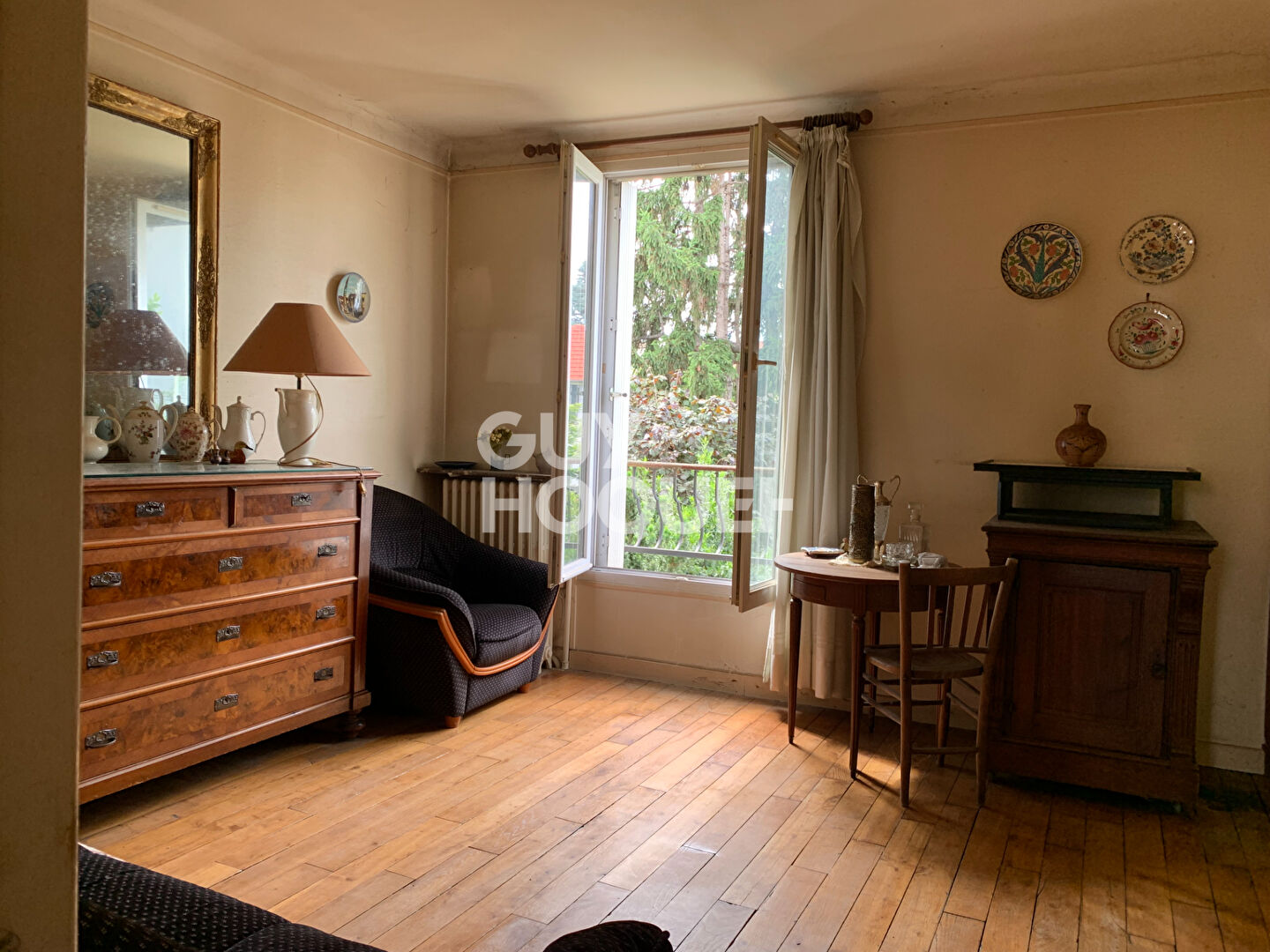 BOIS-COLOMBES/ MAISON 133 M²  PARCELLE 547 M²