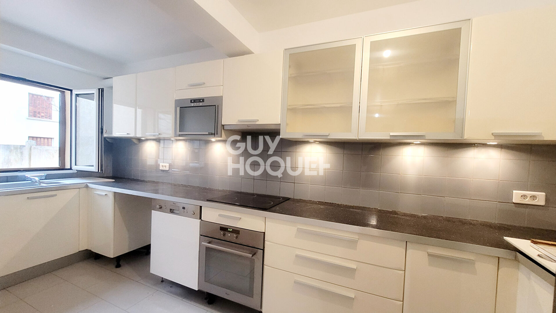 Maison a louer colombes - 4 pièce(s) - 110 m2 - Surfyn