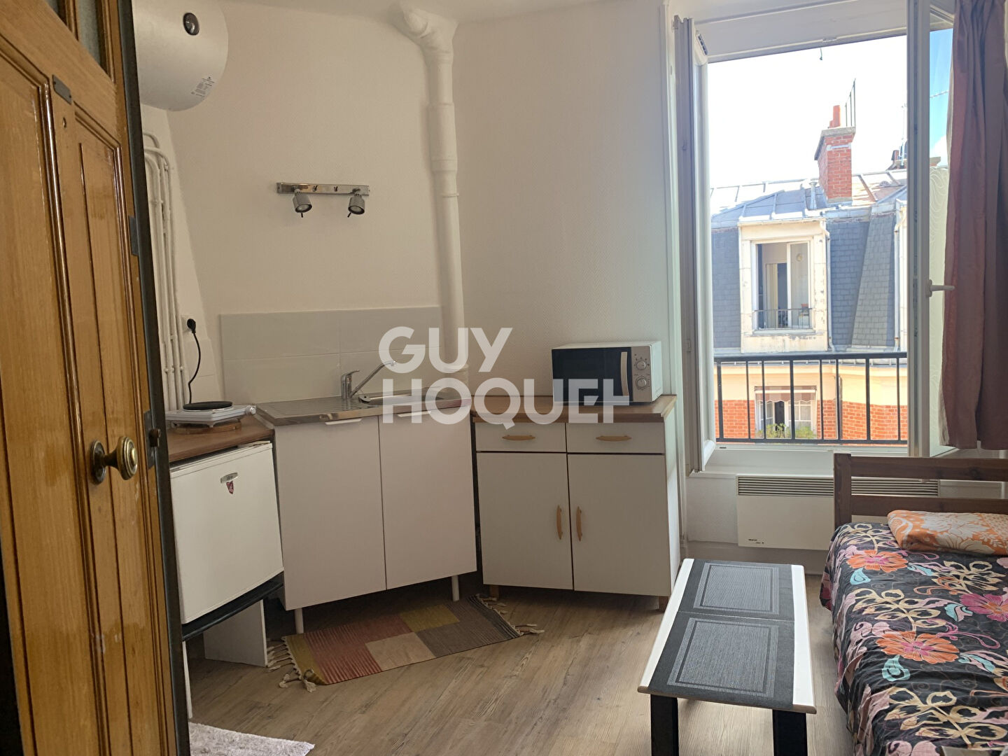 BOIS COLOMBES CENTRE/ Chambre meublée 12.44 m²