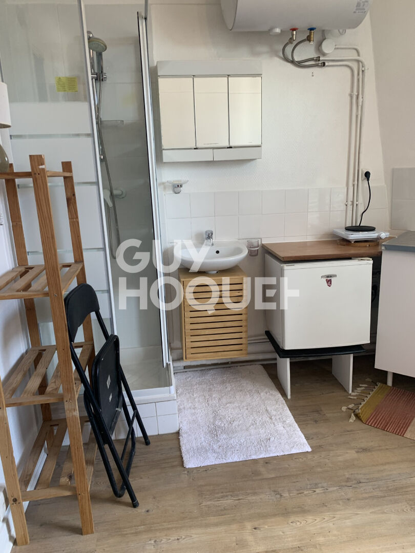 BOIS COLOMBES CENTRE/ Chambre meublée 12.44 m²