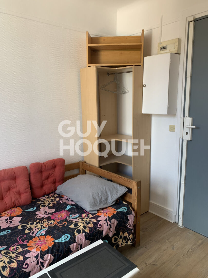 BOIS COLOMBES CENTRE/ Chambre meublée 12.44 m²