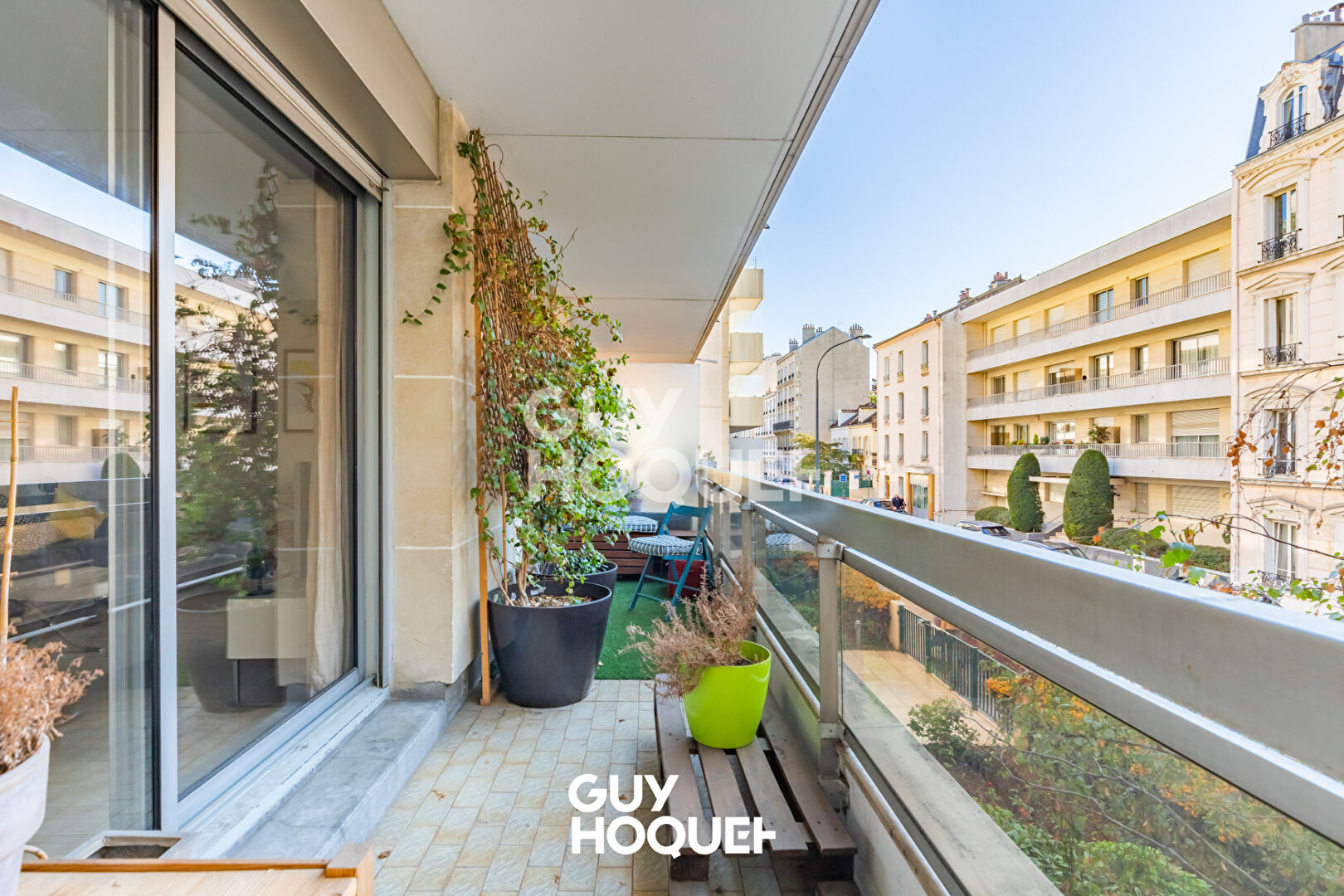 À vendre à ASNIÈRES SUR SEINE (92600), appartement d'environ 98 m².