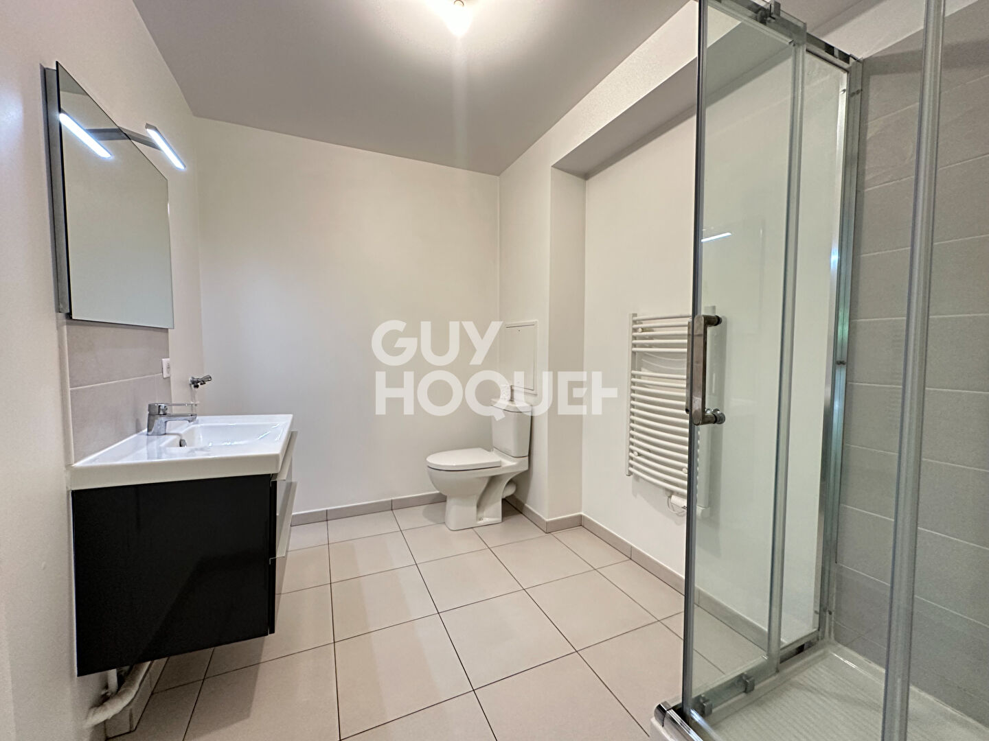 Très beau T2 avec parking