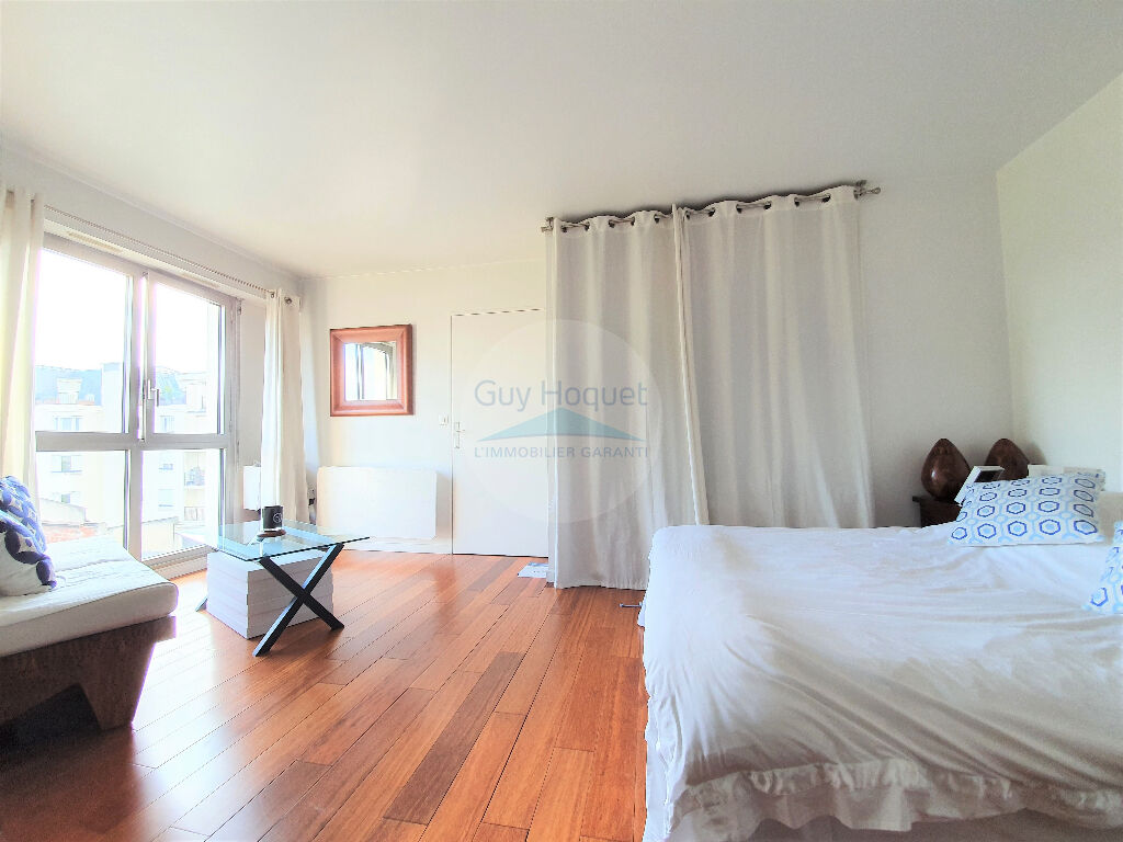 LA GARENNE COLOMBES : magnifique Studio