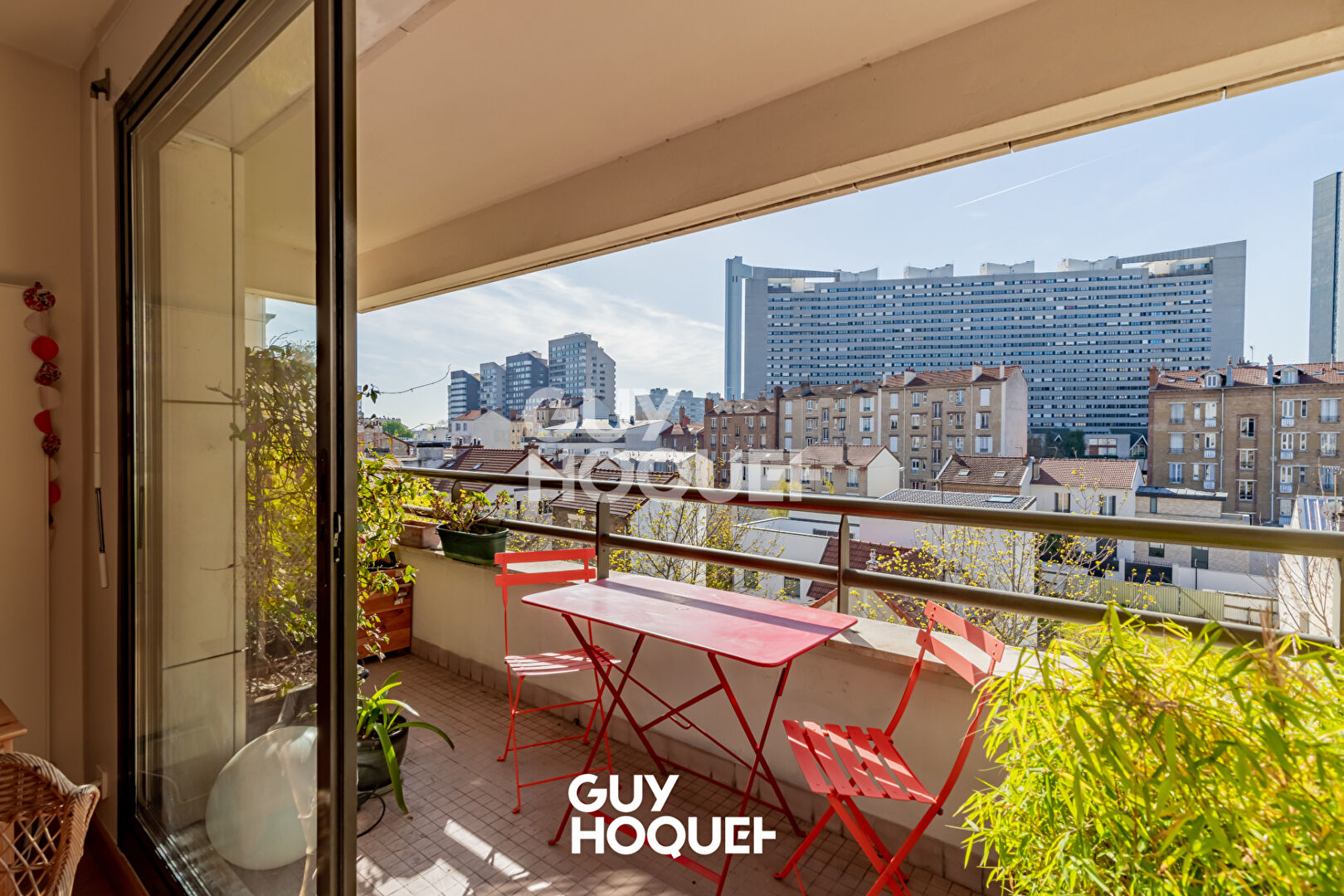 Appartement 5 pièces avec 3 balcons, une cave et un parking en sous-sol