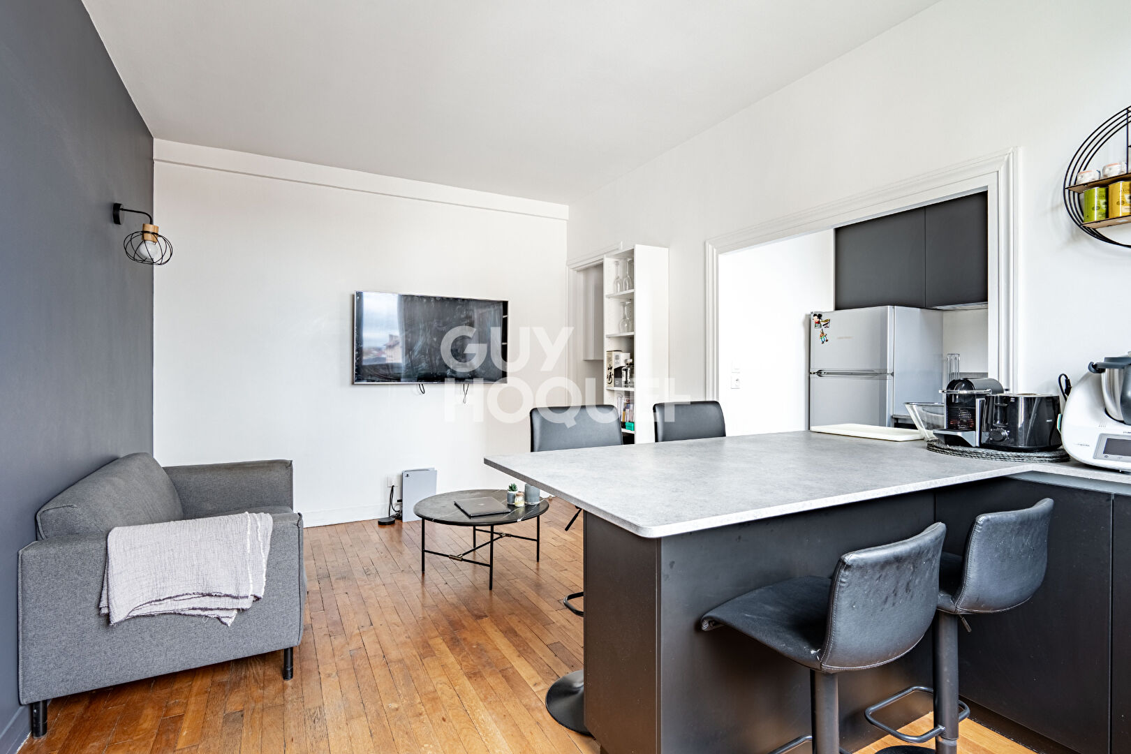 APPARTEMENT 2 PIECES PROCHE GARE DES VALLEES