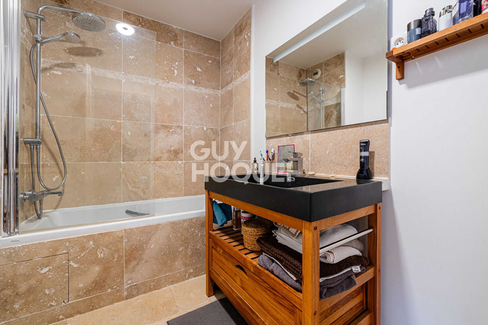 DUPLEX 110M² AVEC TERRASSE DE 60M² EN DERNIER ETAGE