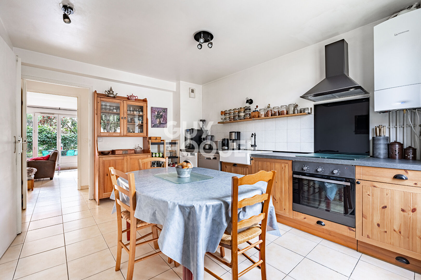 MAISON 5 PIECES AVEC JARDIN ET GARAGE