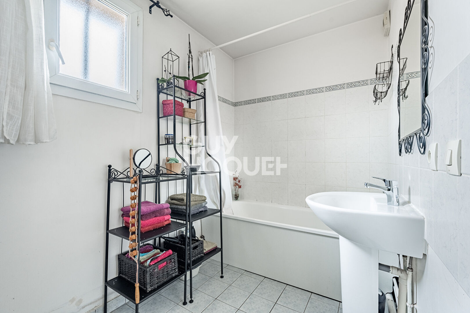 MAISON 5 PIECES AVEC JARDIN ET GARAGE