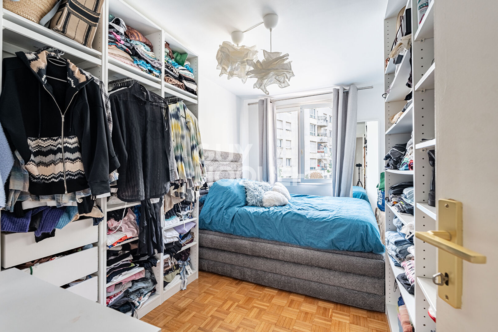 APPARTEMENT 4 PIECES - PROCHE METRO GABRIEL PERI