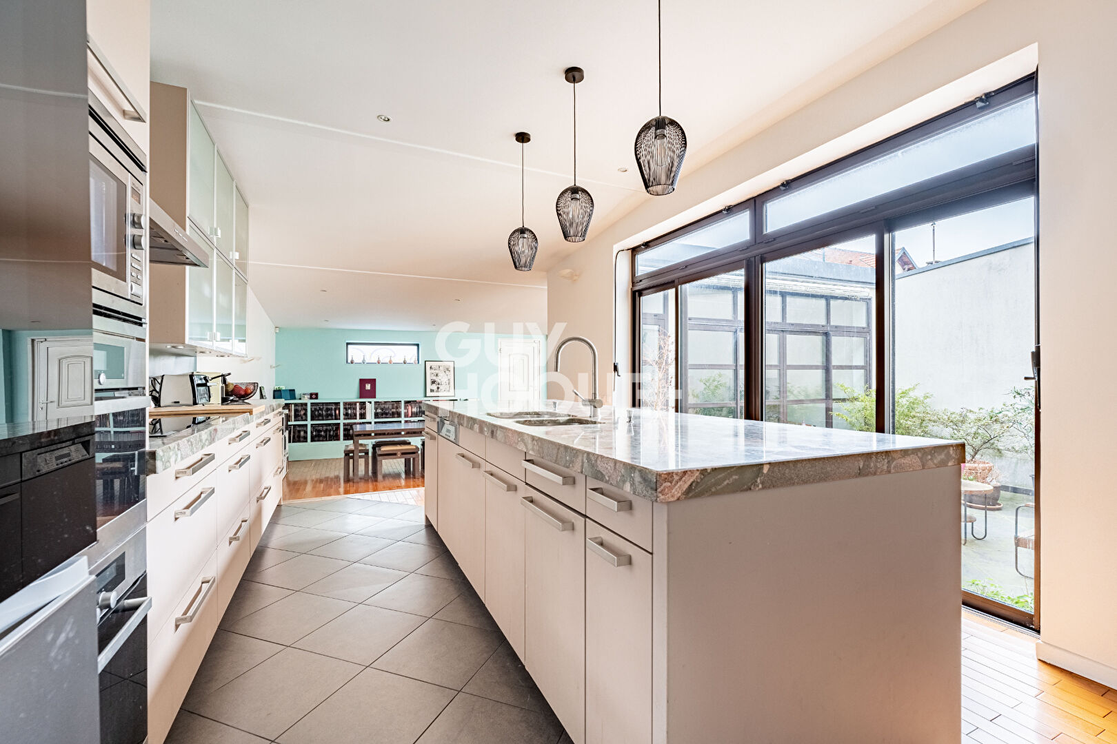 MAISON 7 PIECES - 5 CHAMBRES  - 2 PLACES PARKINGS