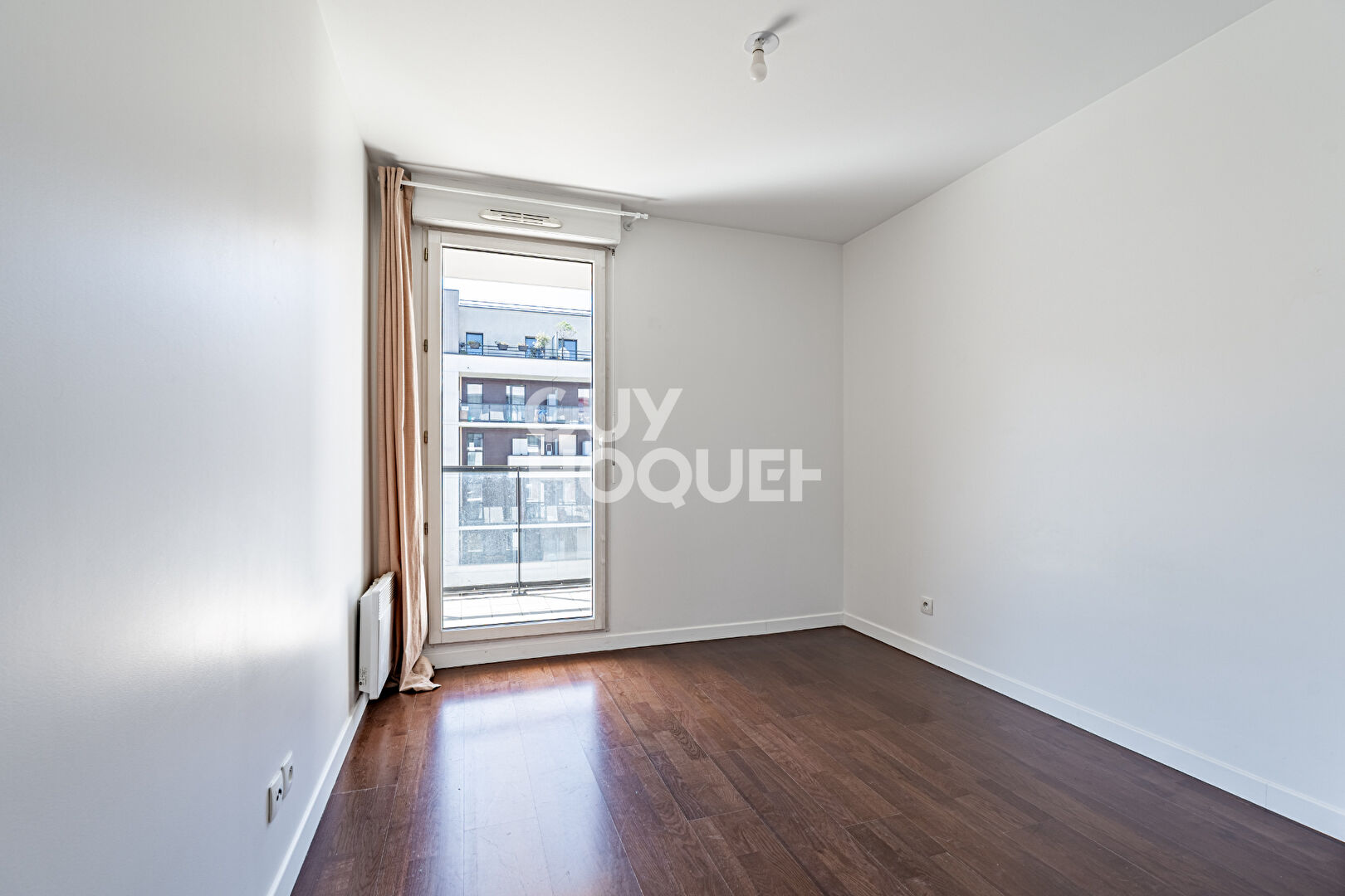 APPARTEMENT 3 PIECES AVEC PARKING ET BALCON