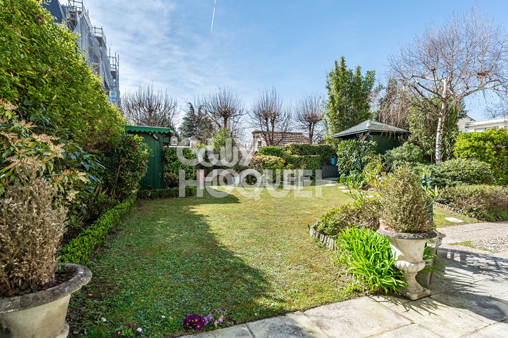 Maison de Prestige à Vendre à Courbevoie - Référence 4842