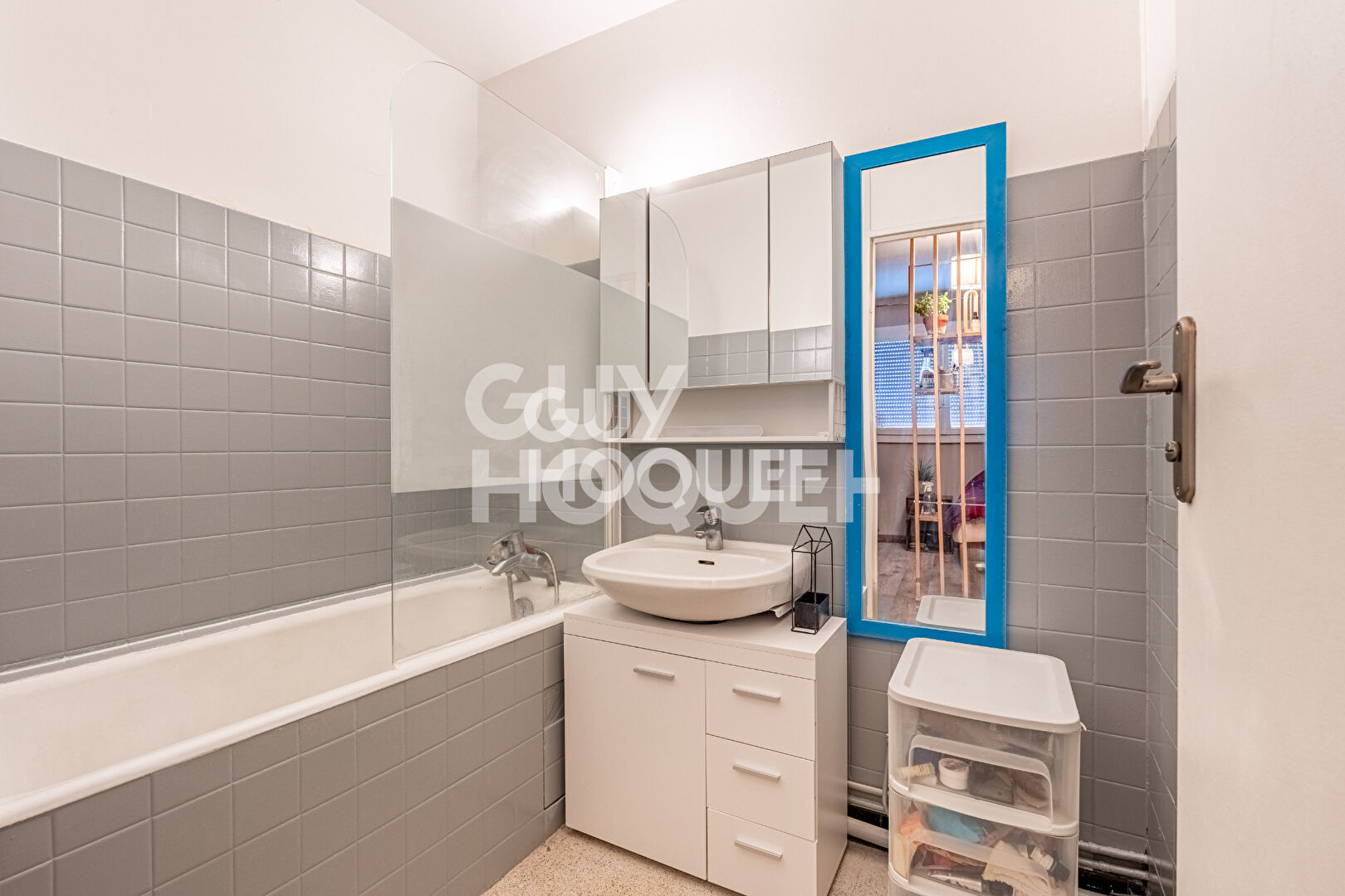 Appartement Asnieres Sur Seine - QUARTIER  GARE - 2 pièce(s) 42.09 m2 - cave & parking