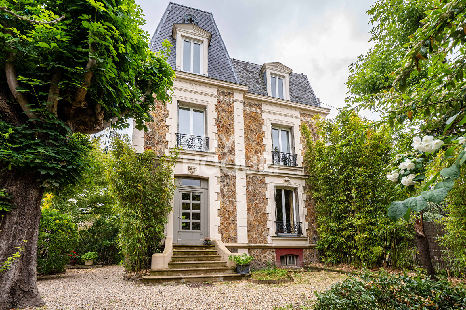 BELLE MAISON FAMILLIALE - CENTRE-VILLE