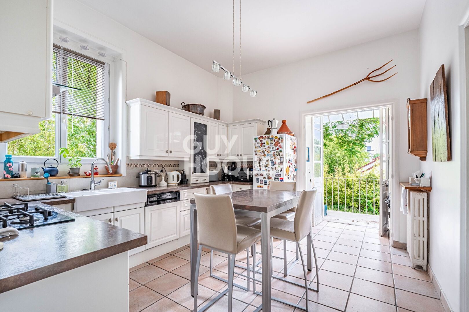 BELLE MAISON FAMILLIALE - CENTRE-VILLE