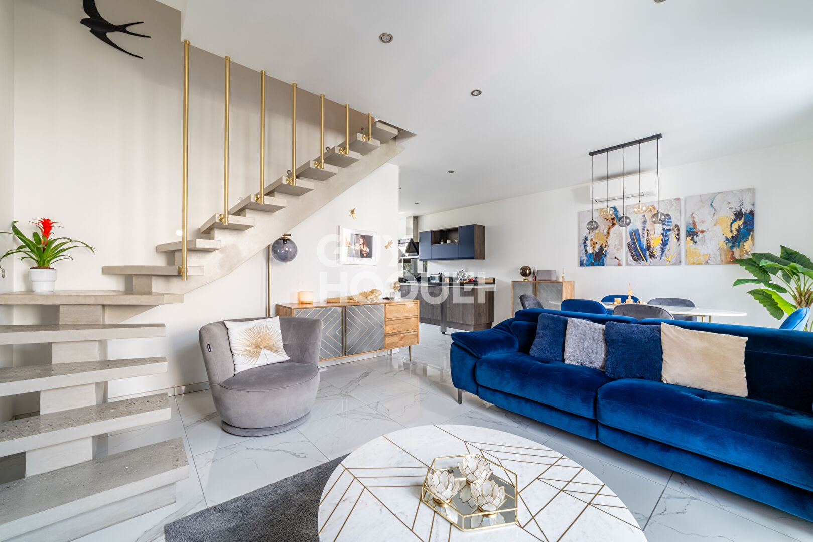 MAISON MODERNE - 5 CHAMBRES