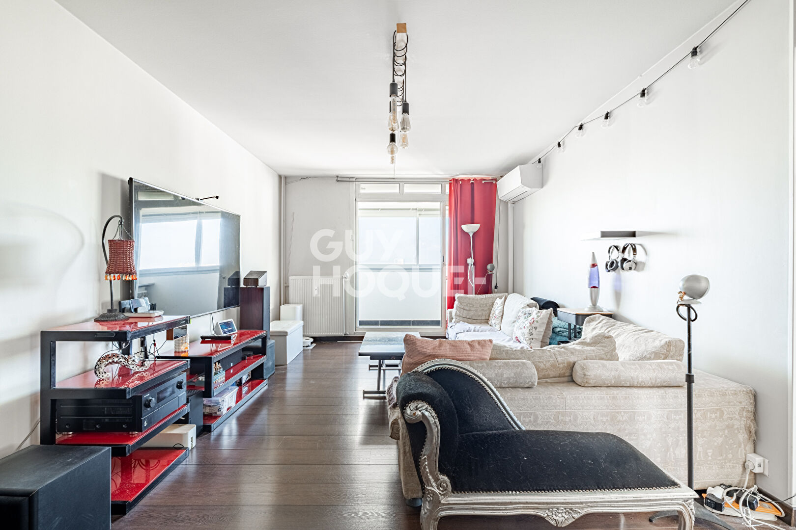 APPARTEMENT 5 PIECES EN DERNIER ETAGE