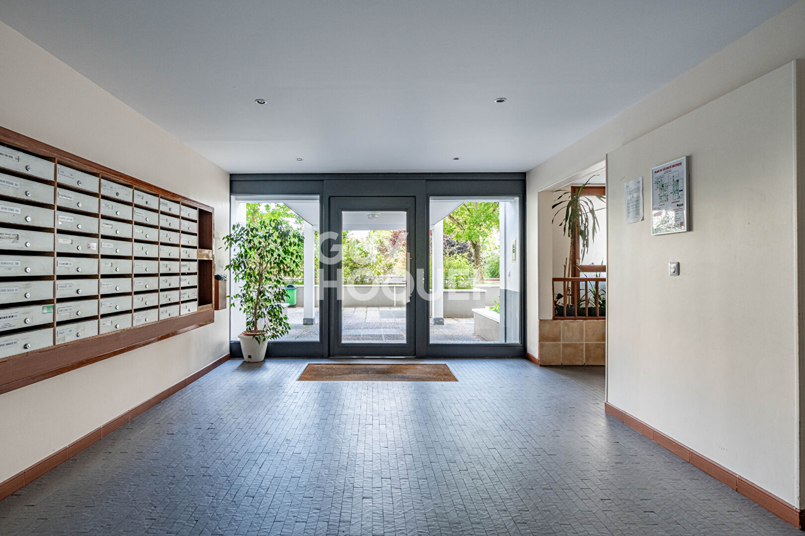 Appartement  Asnieres Sur Seine 4 pièces avec parking et cave