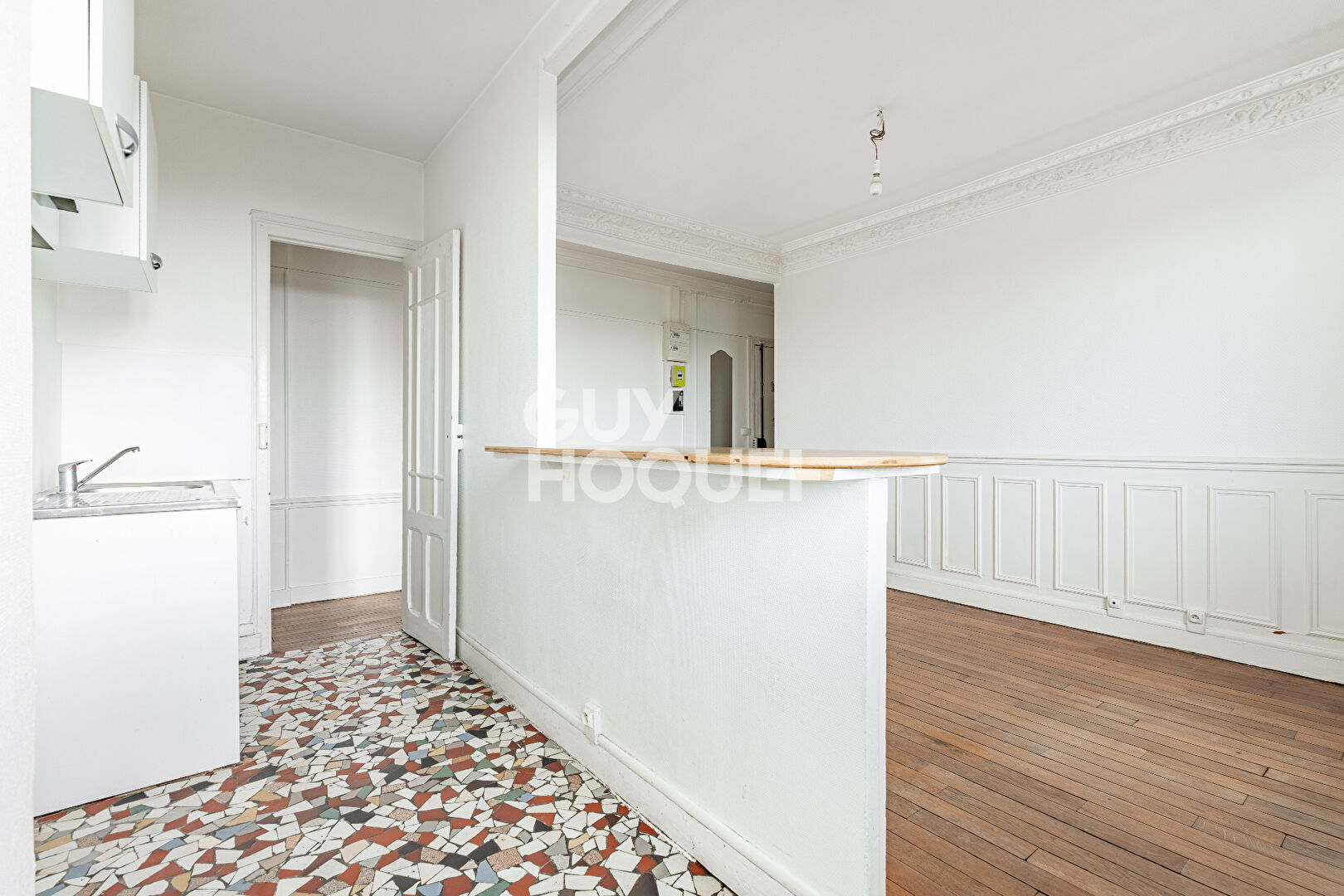 2 PIECES DE 41M2 PROCHE METRO GABRIEL PERI