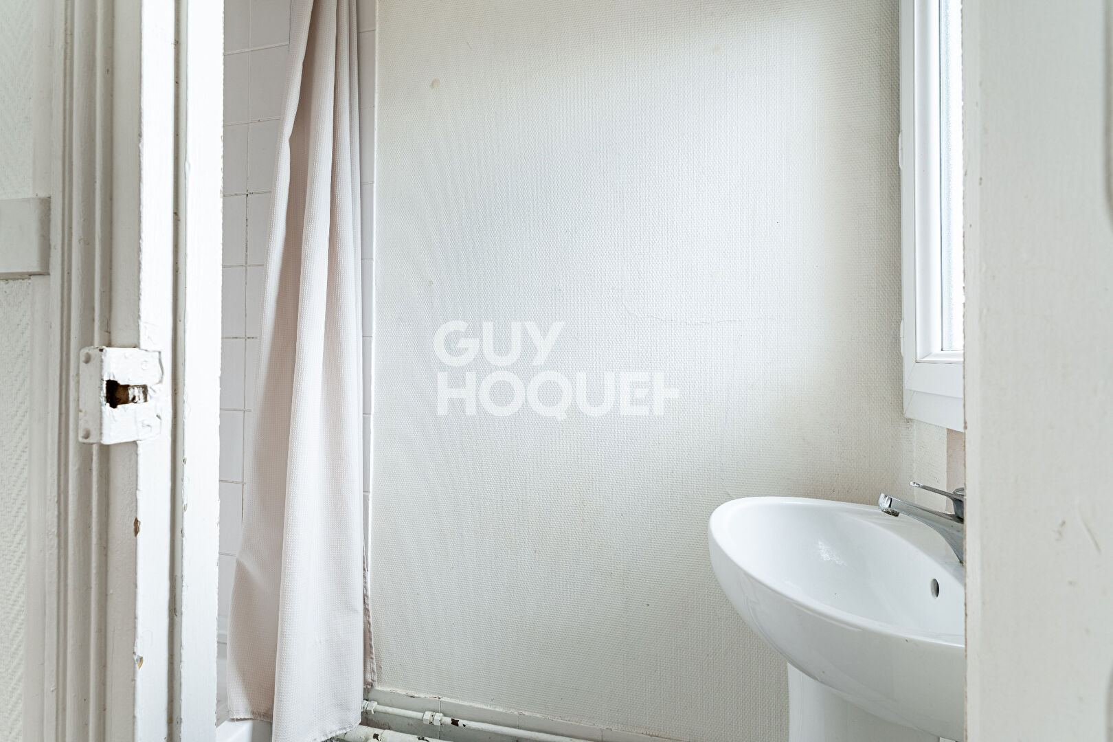 2 PIECES DE 41M2 PROCHE METRO GABRIEL PERI