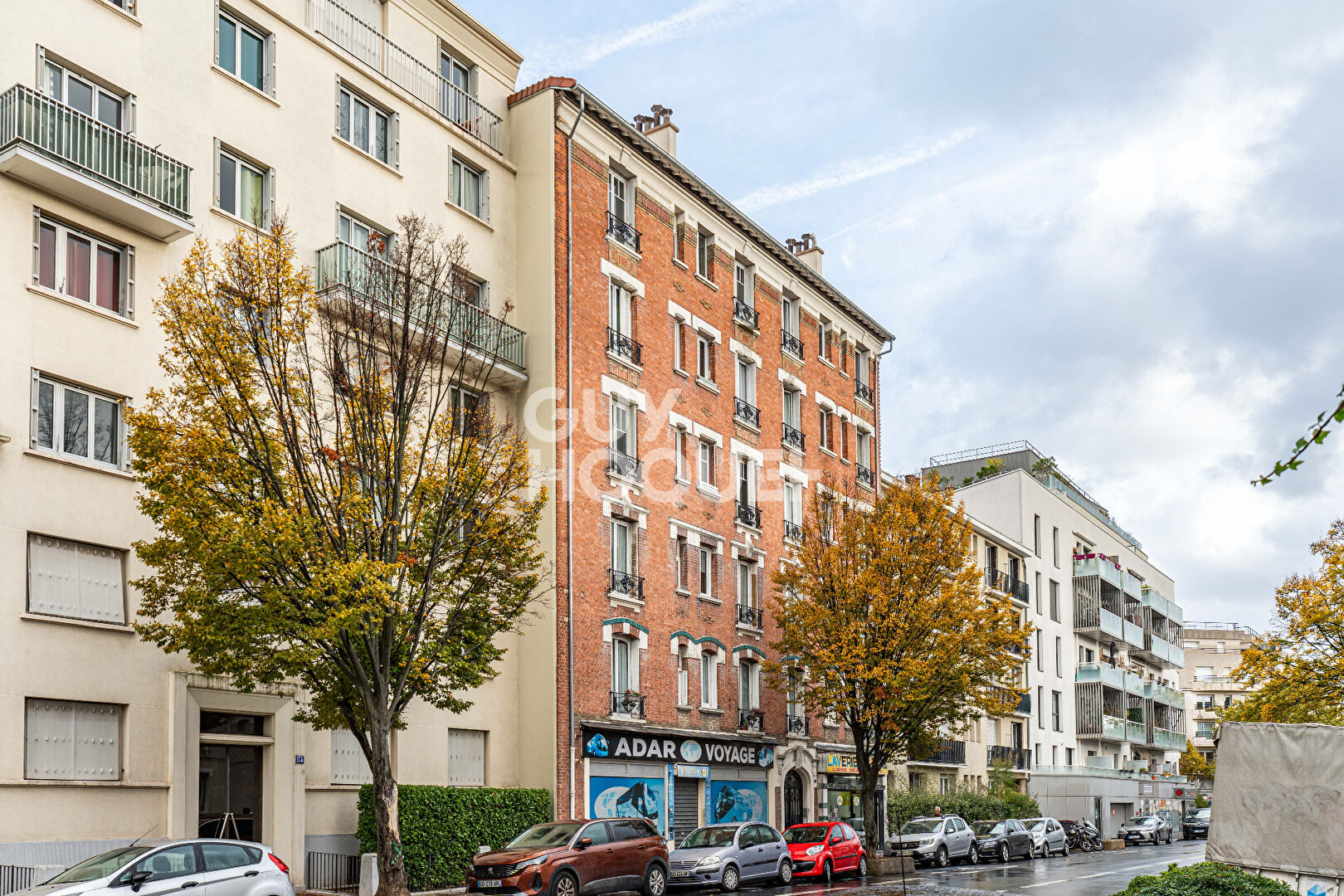 2 PIECES DE 41M2 PROCHE METRO GABRIEL PERI