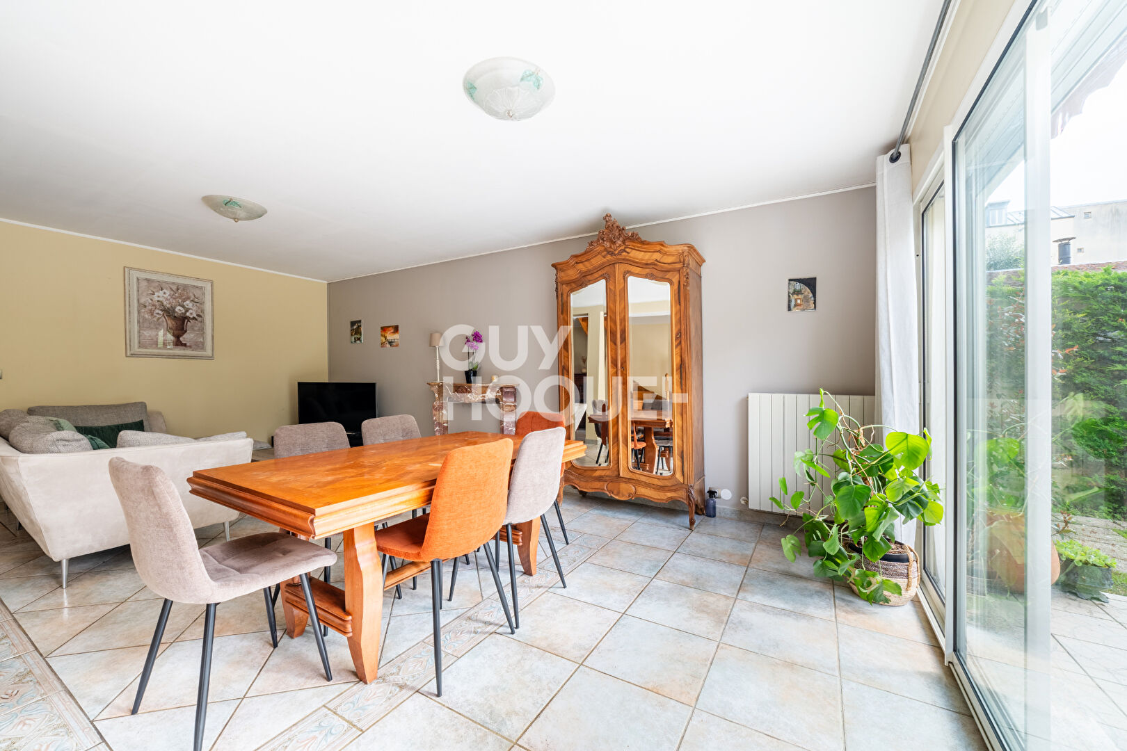 MAISON AVEC 4 CHAMBRES, JARDIN DE 200m² et GARAGE - Proche Gare de La-Garenne-Colombes