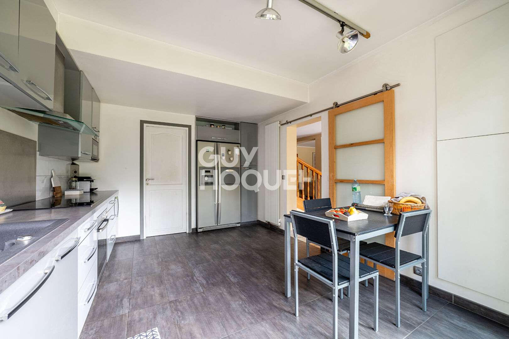 MAISON AVEC 4 CHAMBRES, JARDIN DE 200m² et GARAGE - Proche Gare de La-Garenne-Colombes