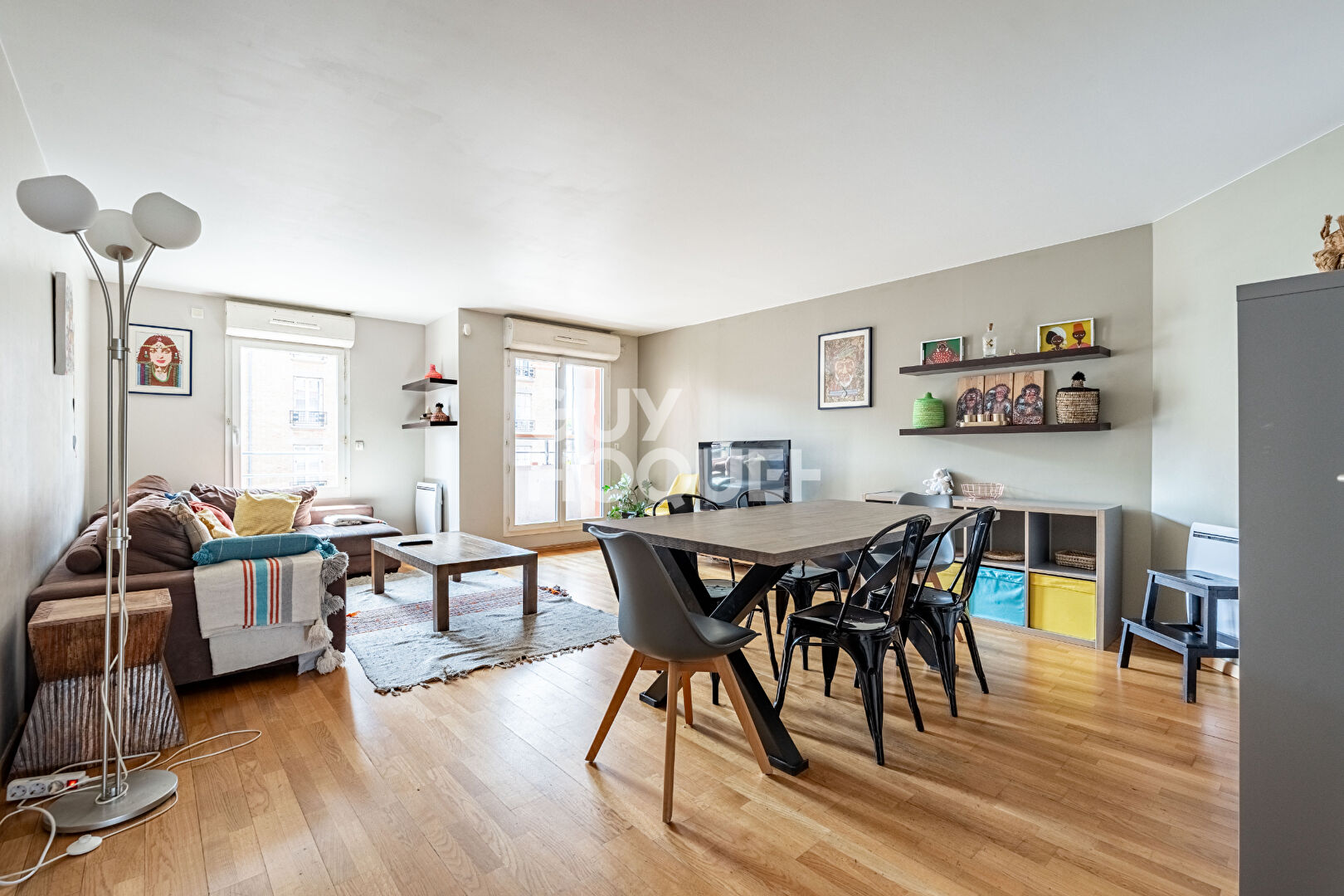 APPARTEMENT MEUBLE 4 CHAMBRES