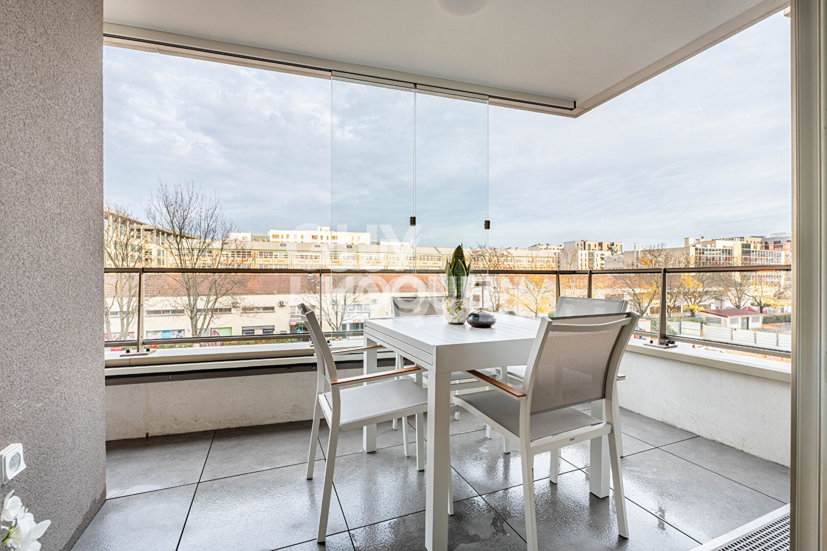 Appartement Courbevoie 3 pièce(s) 60 m2