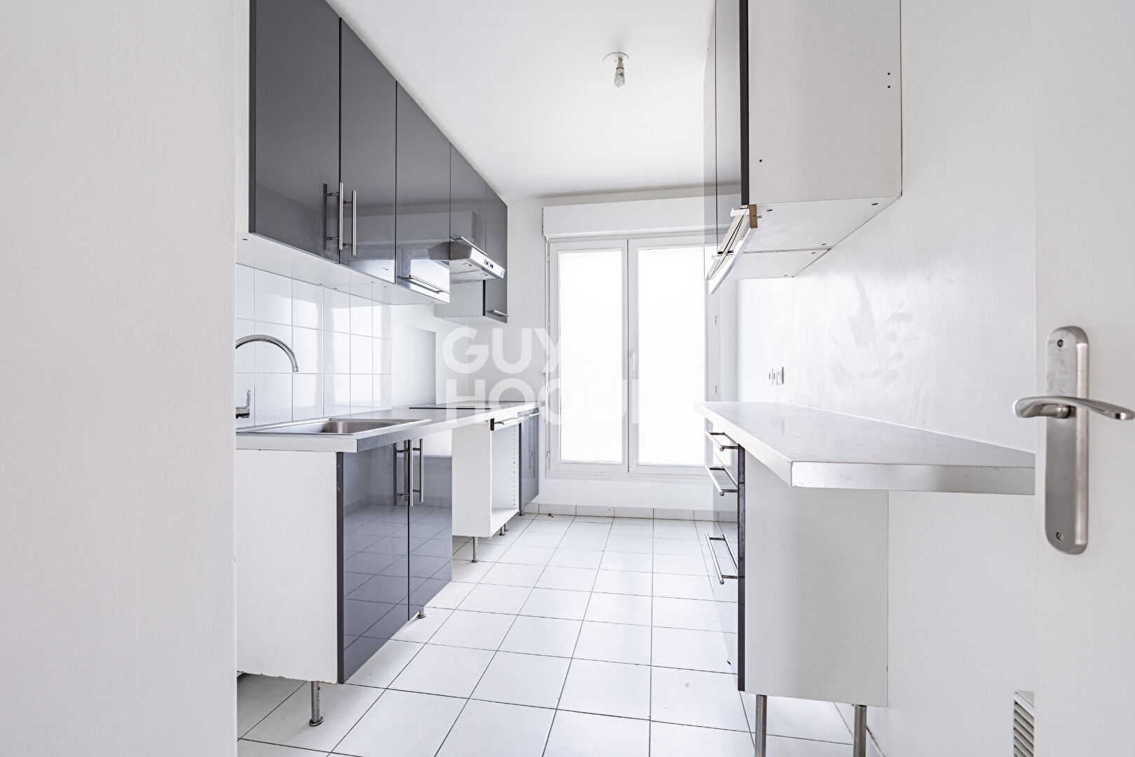 Appartement Colombes 5 pièce(s) 92.42 m2