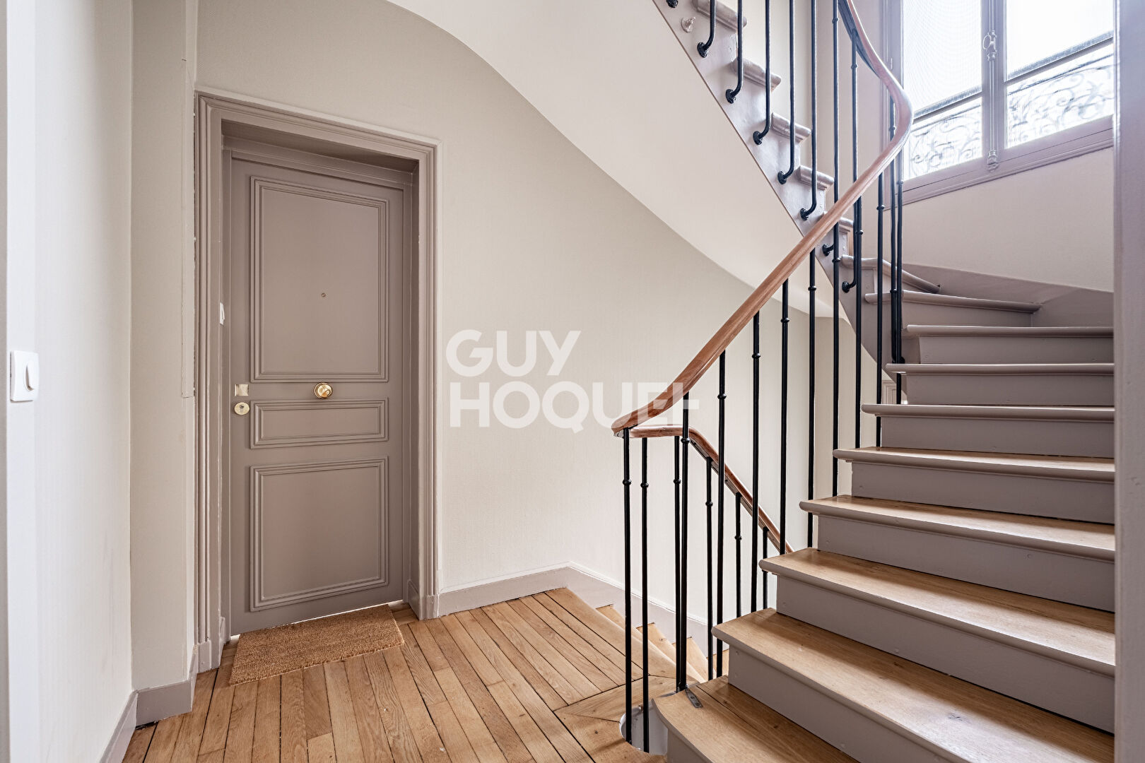 DUPLEX 3 PIECES - PLACE DES BOURGUIGNONS