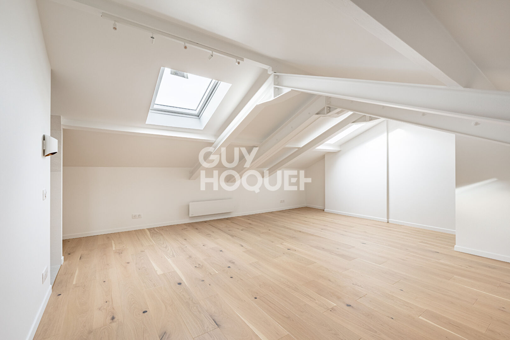 DUPLEX 4 PIECES - PLACE DES BOURGUIGNONS