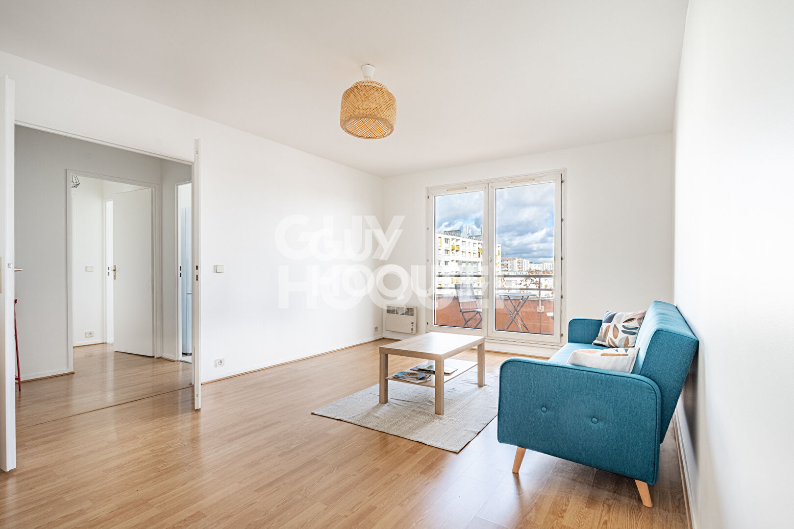 Appartement 2 Pièces de  46,52 m²  avec balcon et parking  - ASNIERES