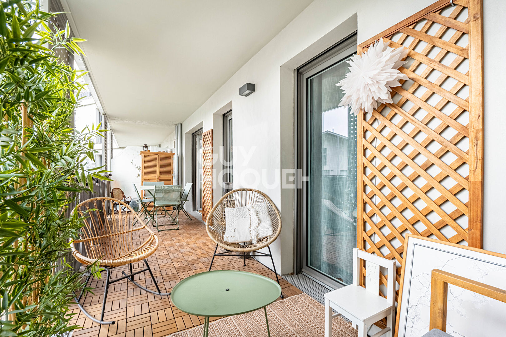 APPARTEMENT 3 PIECES AVEC TERRASSE PROCHE METRO GABRIEL PERI