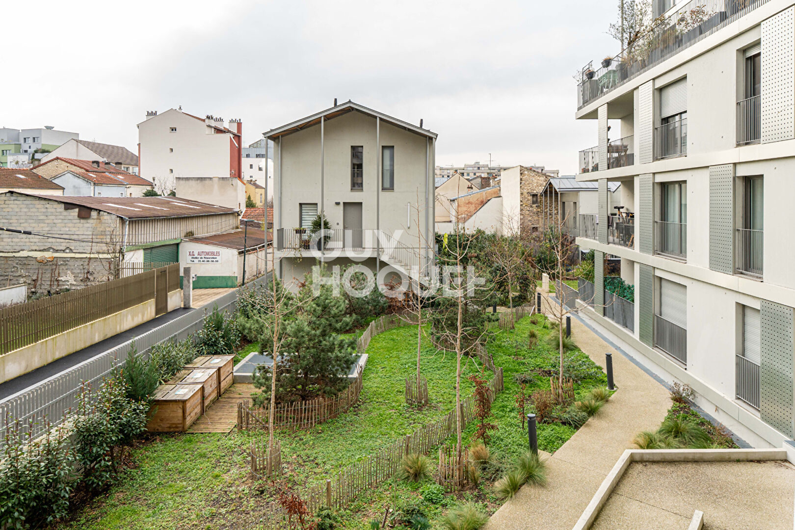 APPARTEMENT 3 PIECES AVEC TERRASSE PROCHE METRO GABRIEL PERI