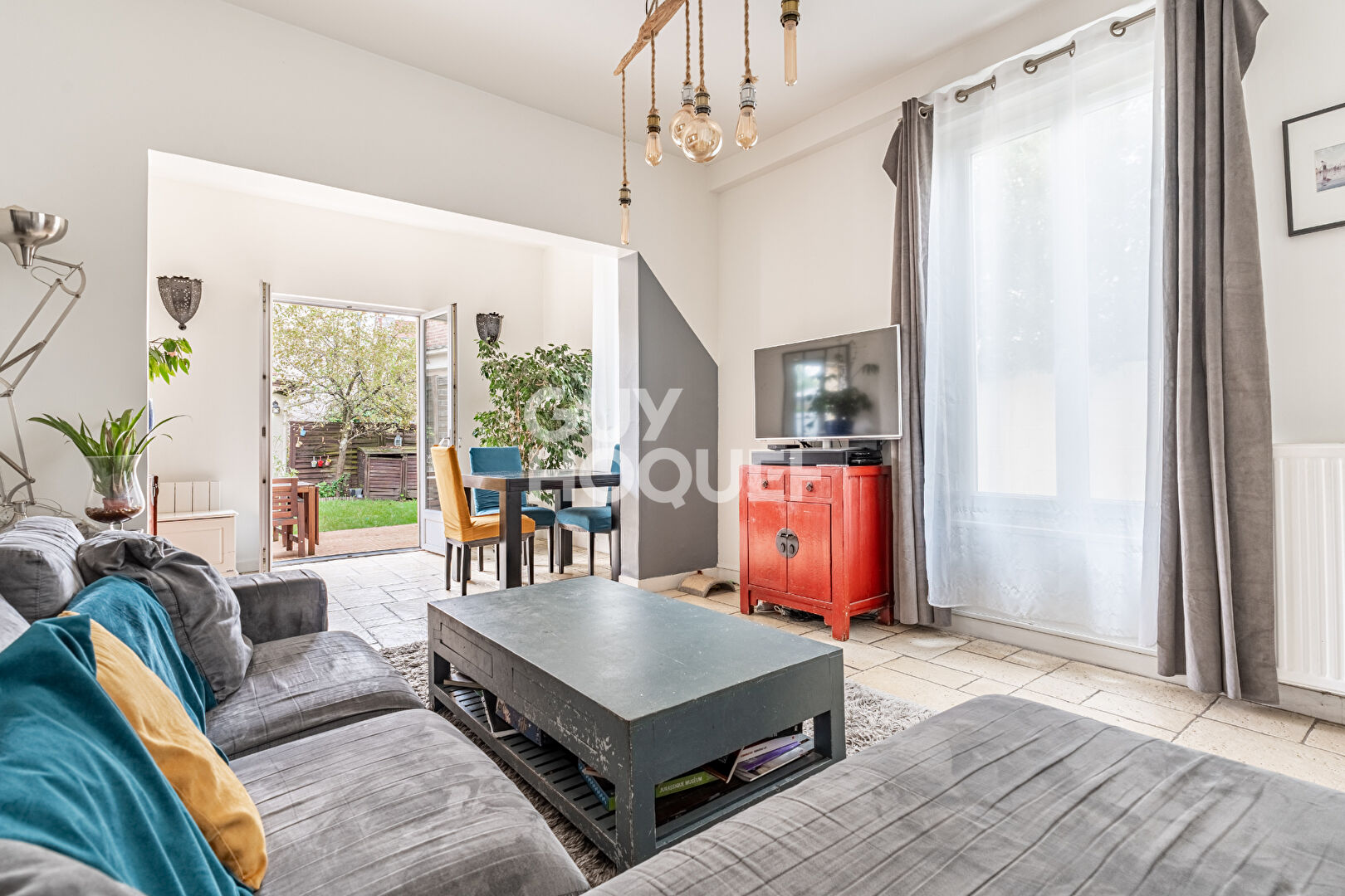 MAISON 3 CHAMBRES DANS UNE ALLEE PRIVEE