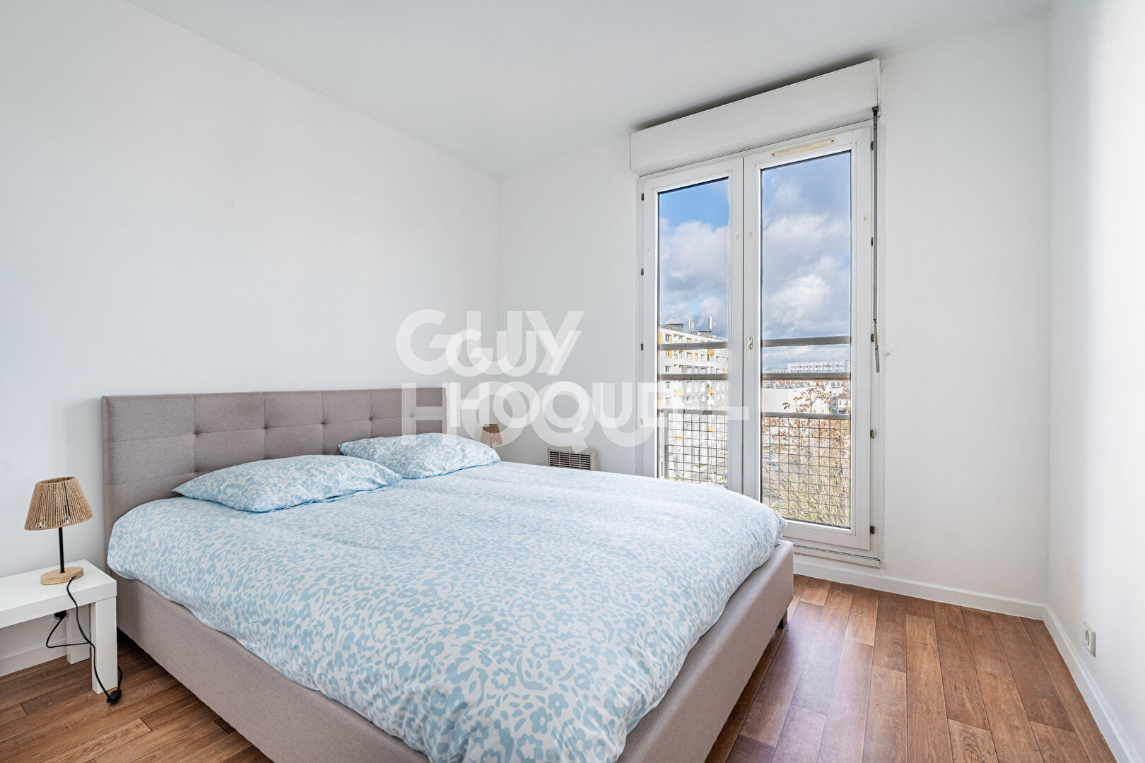 Appartement 2 Pièces de  46,52 m²  avec balcon et parking  - ASNIERES