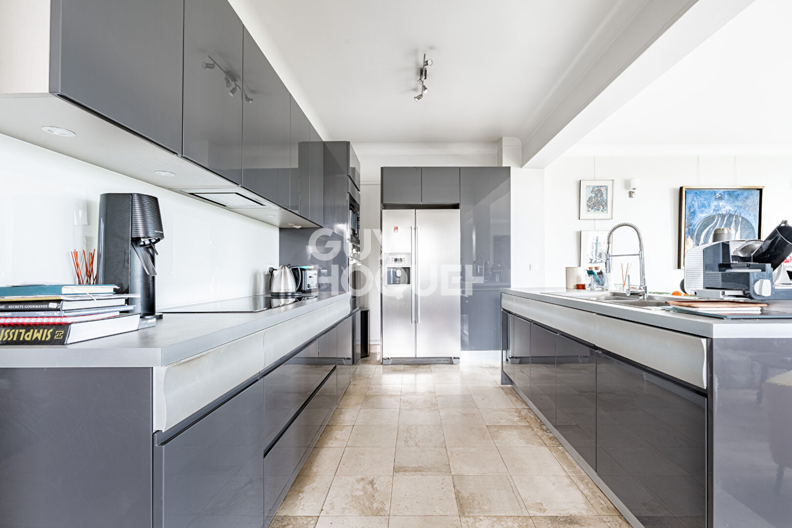 MAISON QUARTIER DES BRUYERES - 9 PIECES