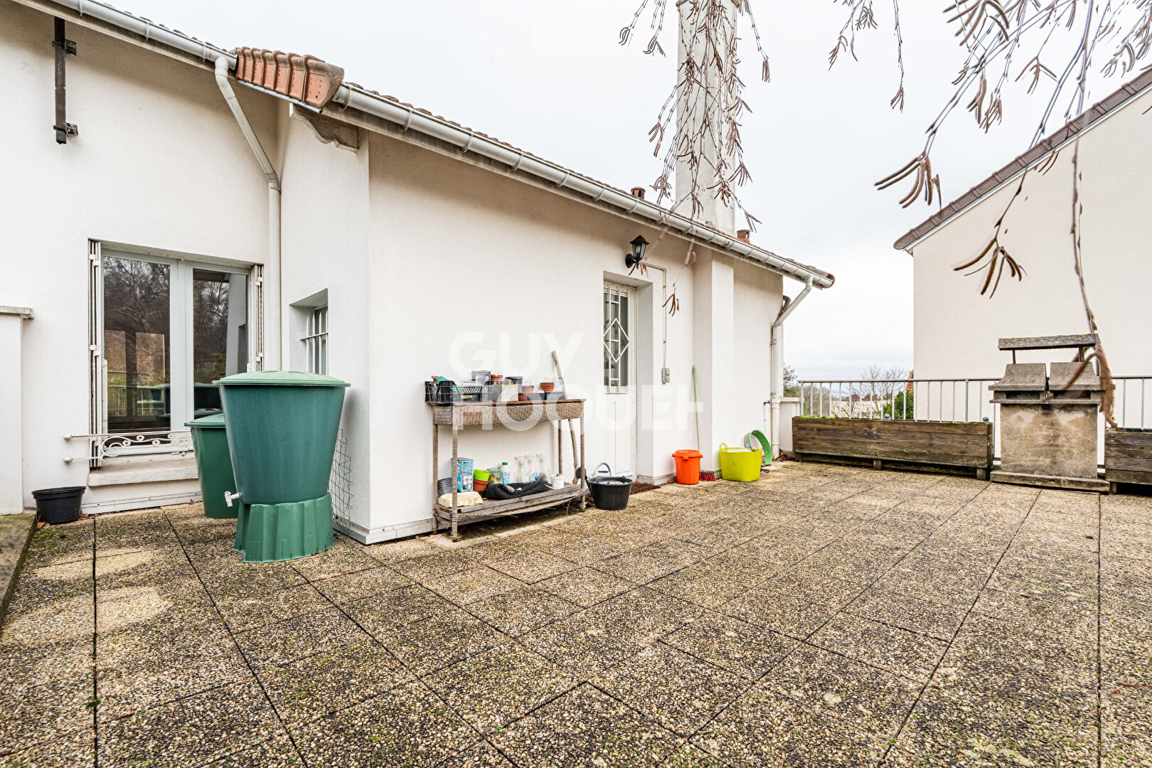 MAISON QUARTIER DES BRUYERES - 9 PIECES